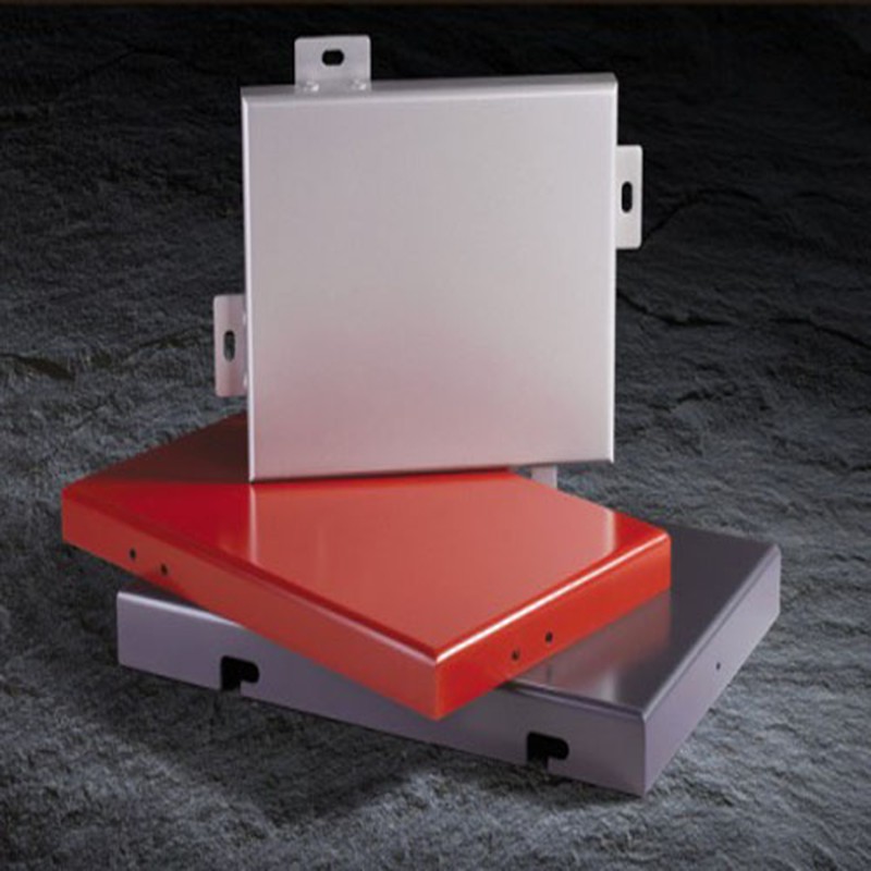 氟碳（tàn）鋁單板