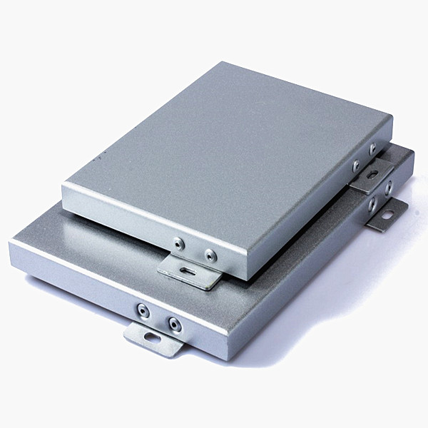 新疆鋁單板(bǎn)建築第二高摩天樓“亞歐之(zhī)心”