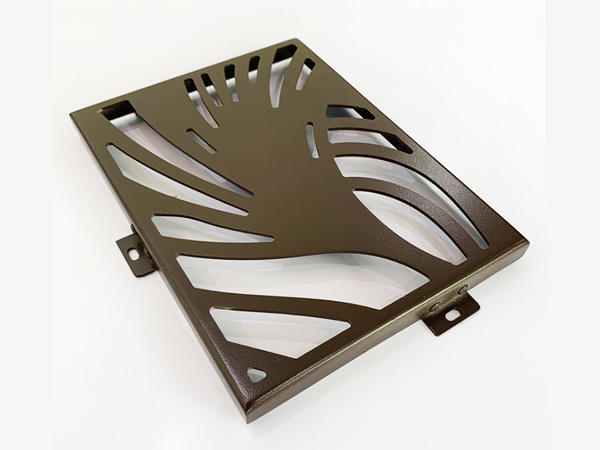 雕花鏤空鋁（lǚ）單板